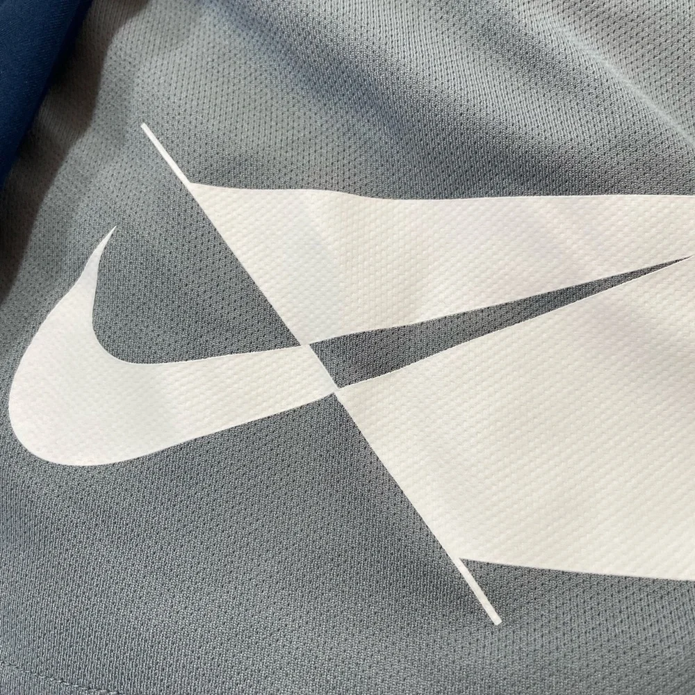 Nike Black and Gray Athletic Shorts for Versatile Wear - Picture 2 of 7